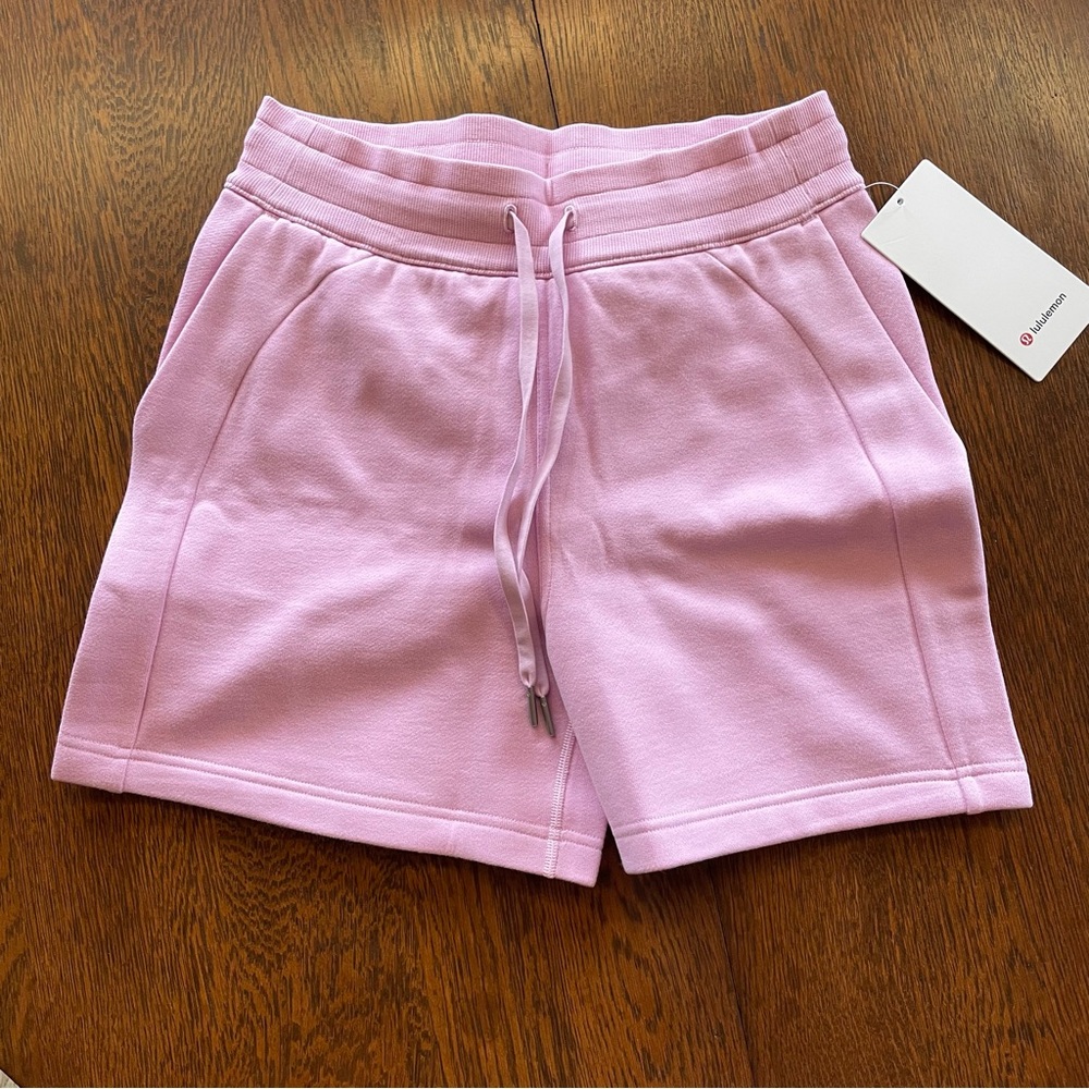 Lululemon Scuba High Rise Short 5”